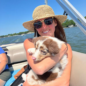 Meet your Posher, Laura